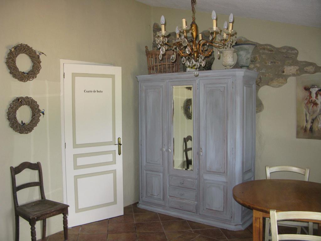 Maspitra B&B Besalu Room photo