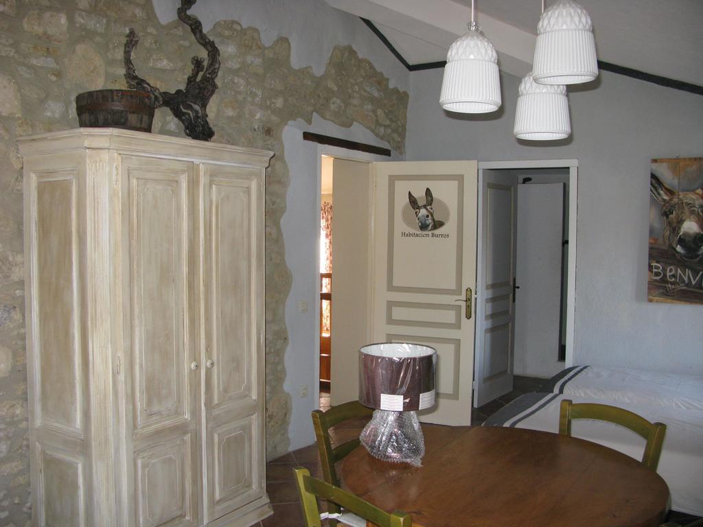 Maspitra B&B Besalu Room photo