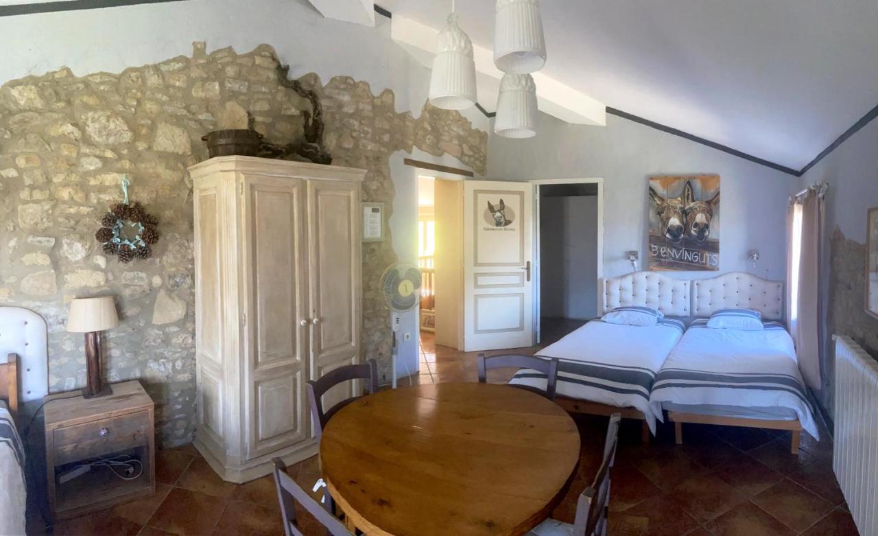 Maspitra B&B Besalu Exterior photo