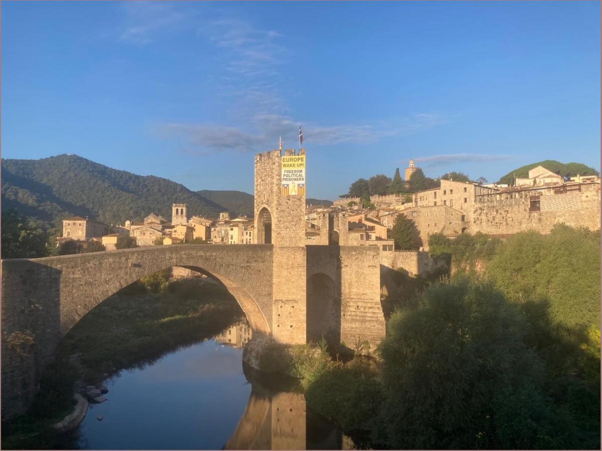 Maspitra B&B Besalu Exterior photo